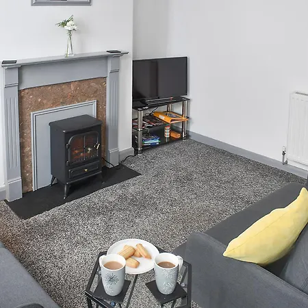Holiday home Brookshaw York